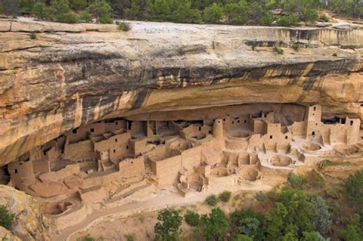 Are the cliff dwellings real?