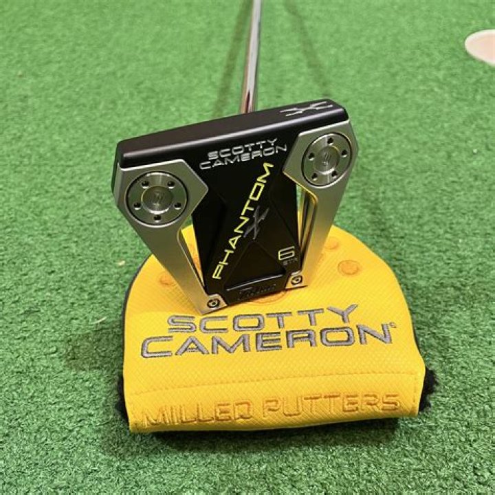 Do pros use Scotty Cameron putters?