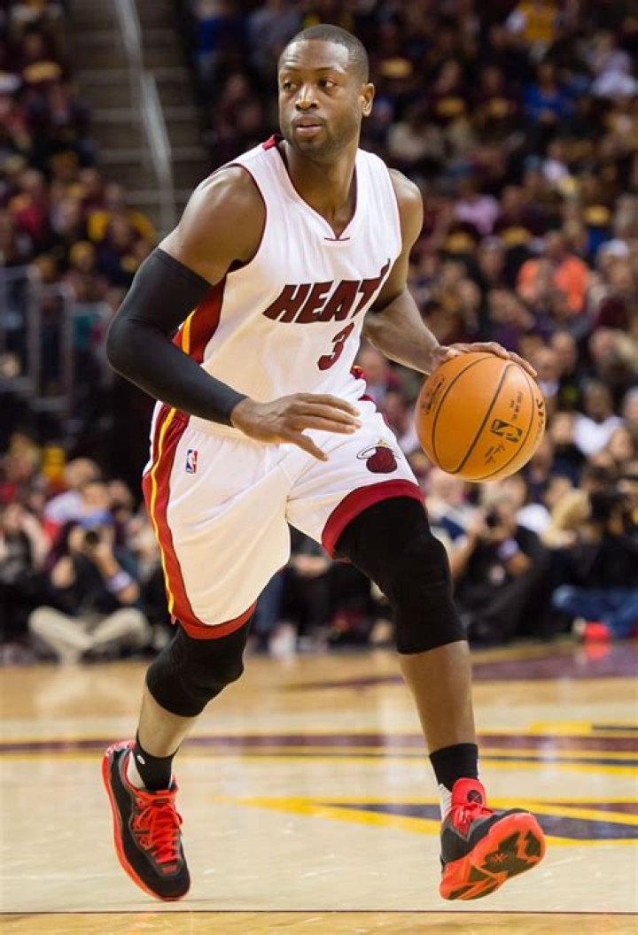 Dwyane Wade's Oldest Son Zaire Defends Younger Brother Zion After