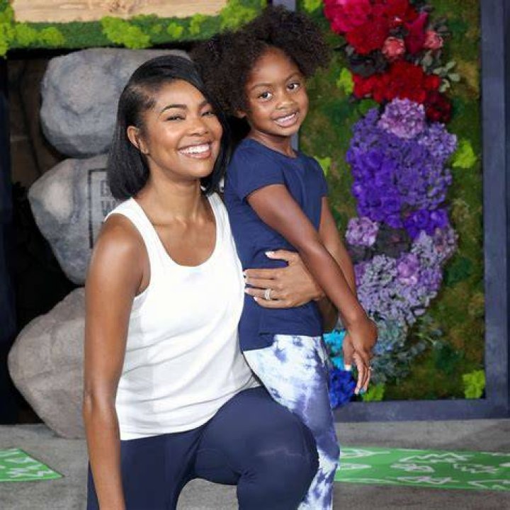 Gabrielle Union Explains What It's Like to Hang Out With Beyonc&eacute;