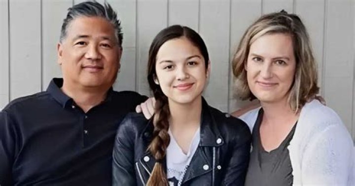 Olivia Rodrigo Parents Who Are Jennifer And Chris Rodrigo? Family